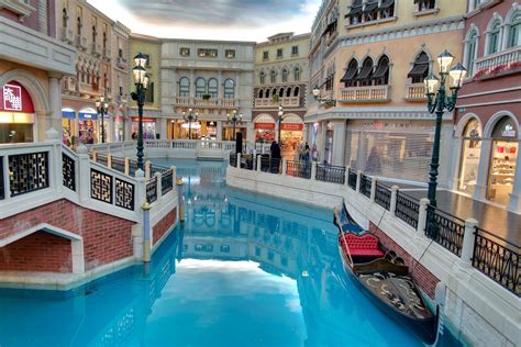 macau shopping malls